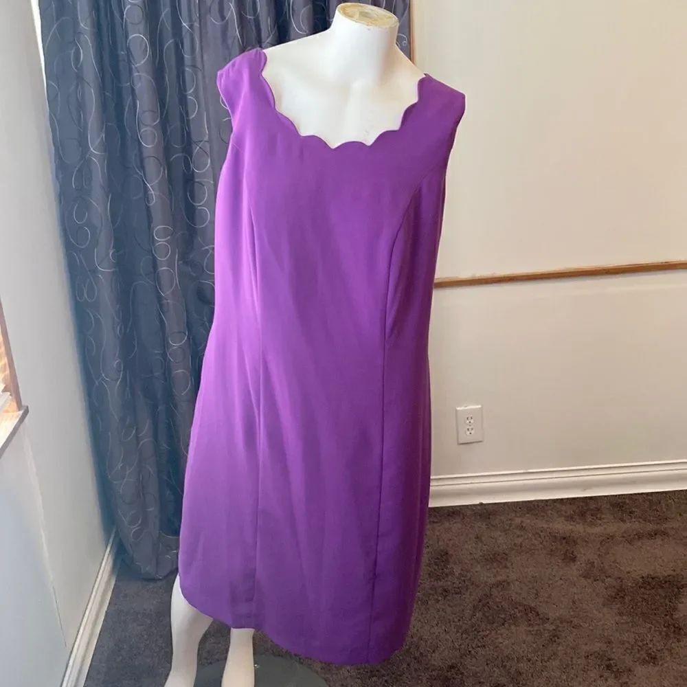 Jessica London Purple scallop neckline seam details sleeveless dress, size 18